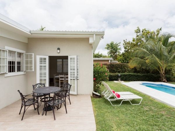 Barbados Home 976195