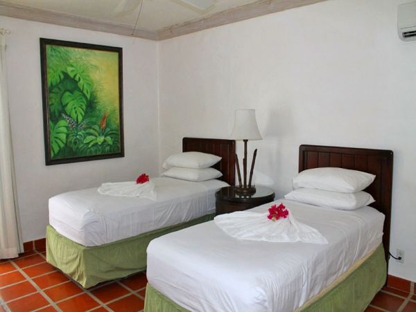 Barbados Condo 976201