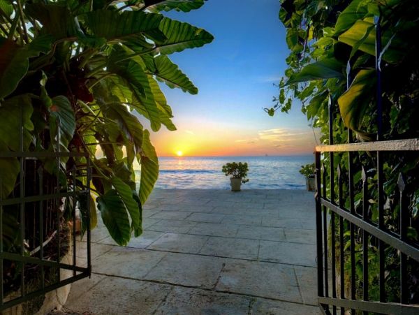 Barbados Home 976204