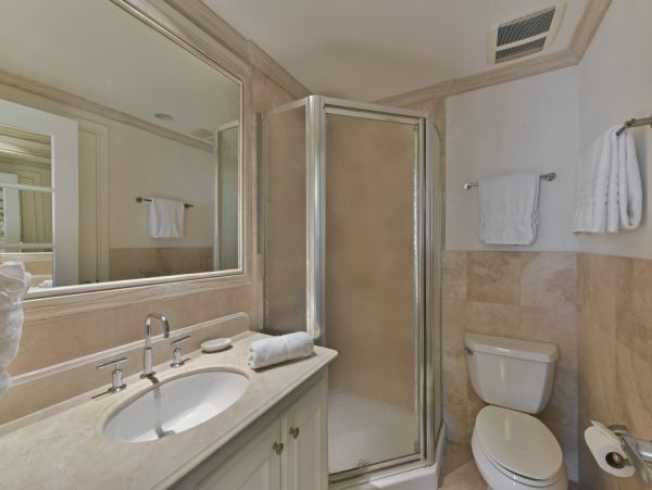 Barbados Condo 976212