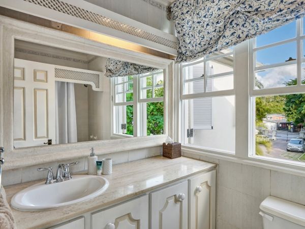 Barbados Home 976218