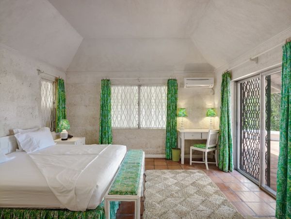 Barbados Home 976235