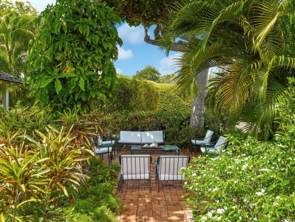 Barbados Home 976235