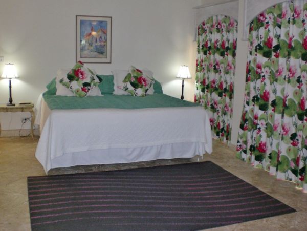 Barbados Home 976243