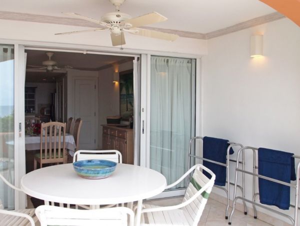 Barbados Condo 976266