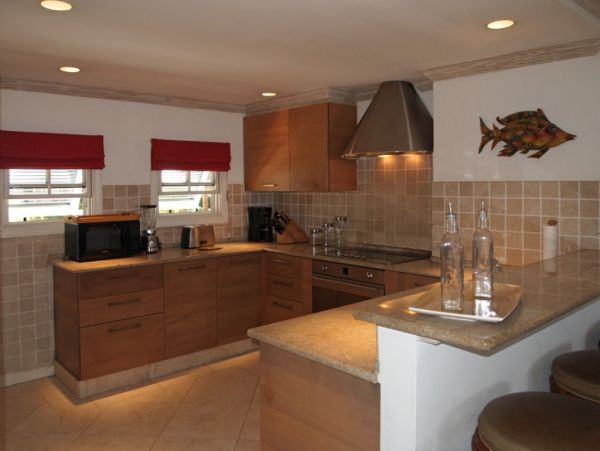 Barbados Home 976267