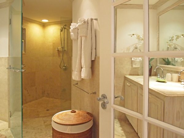 Barbados Condo 976271