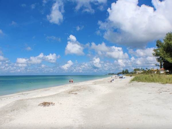 Lovely Beach Resort Condo on Longboat Key