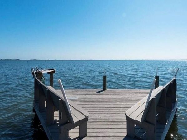 Lovely Beach Resort Condo on Longboat Key