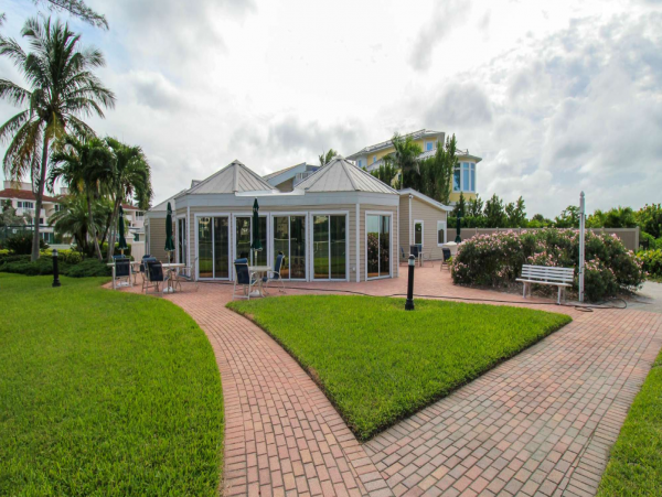Gulf Front 2 Bedroom Longboat Key Condo Private Beach Access