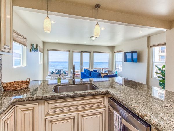 Mission Beach And Pacific Beach Home 976318