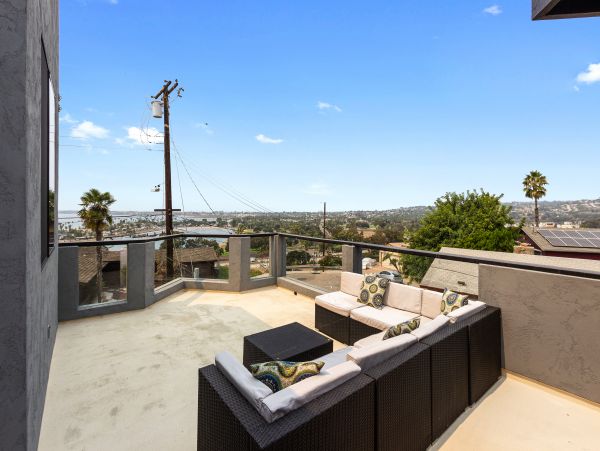 Mission Beach And Pacific Beach Home 976328