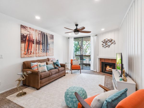 San Diego Beach Communities North Condo 976346