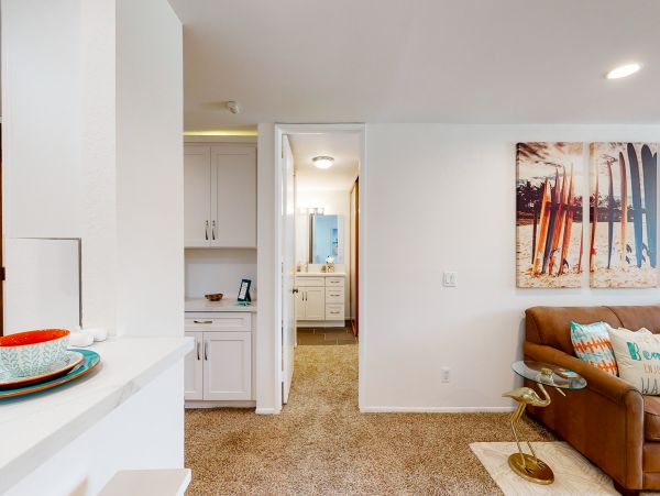 San Diego Beach Communities North Condo 976346