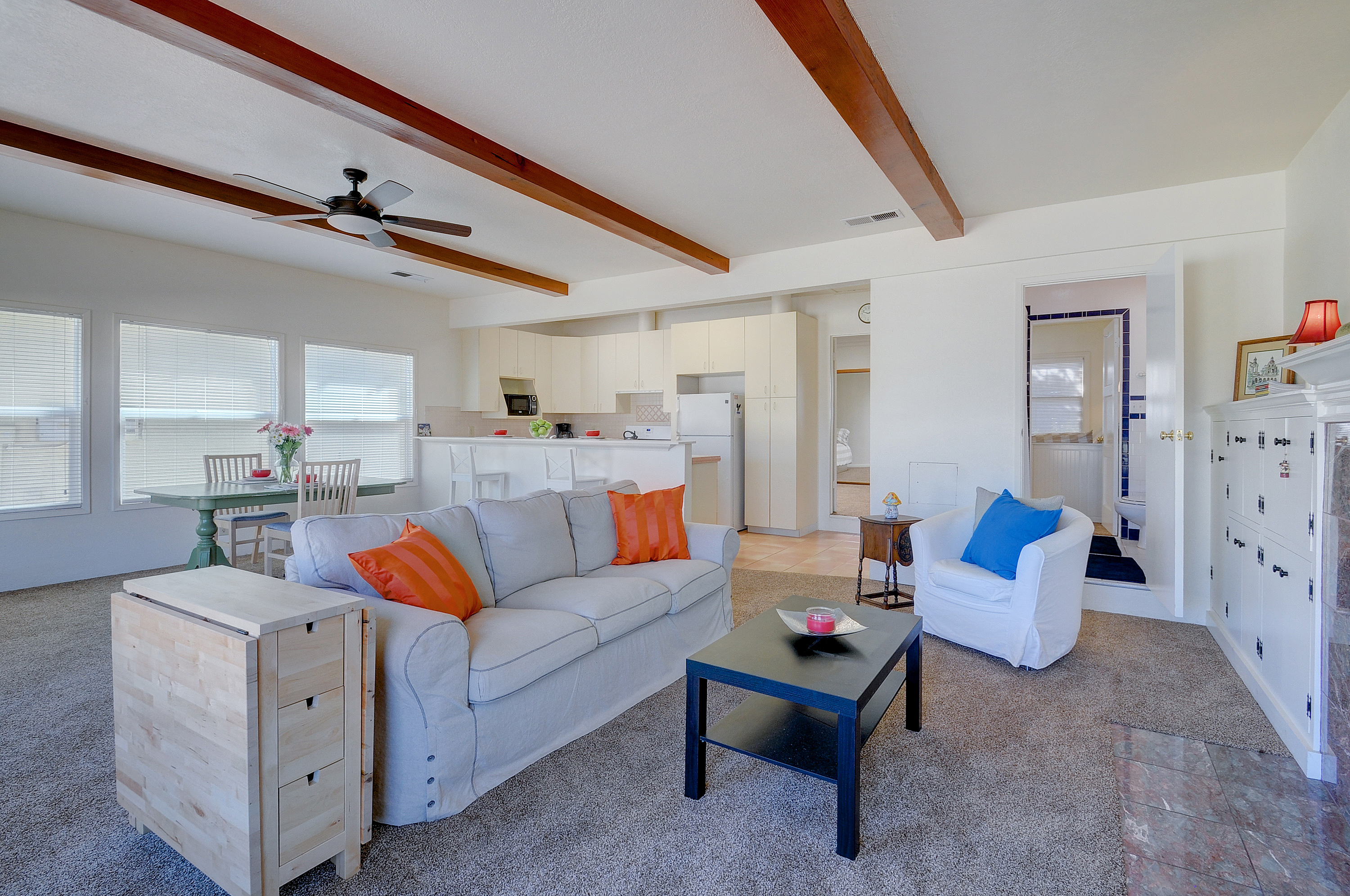 San Diego Beach Communities North Condo 976347