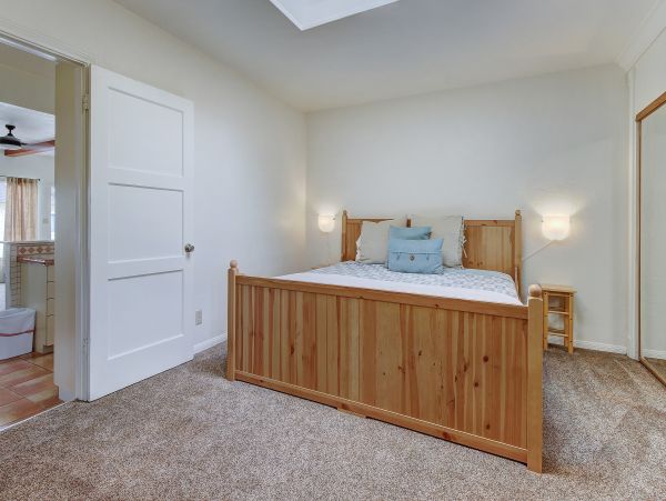 San Diego Beach Communities North Condo 976347