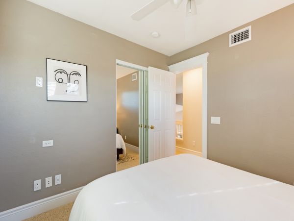 San Diego Beach Communities North Home 976348