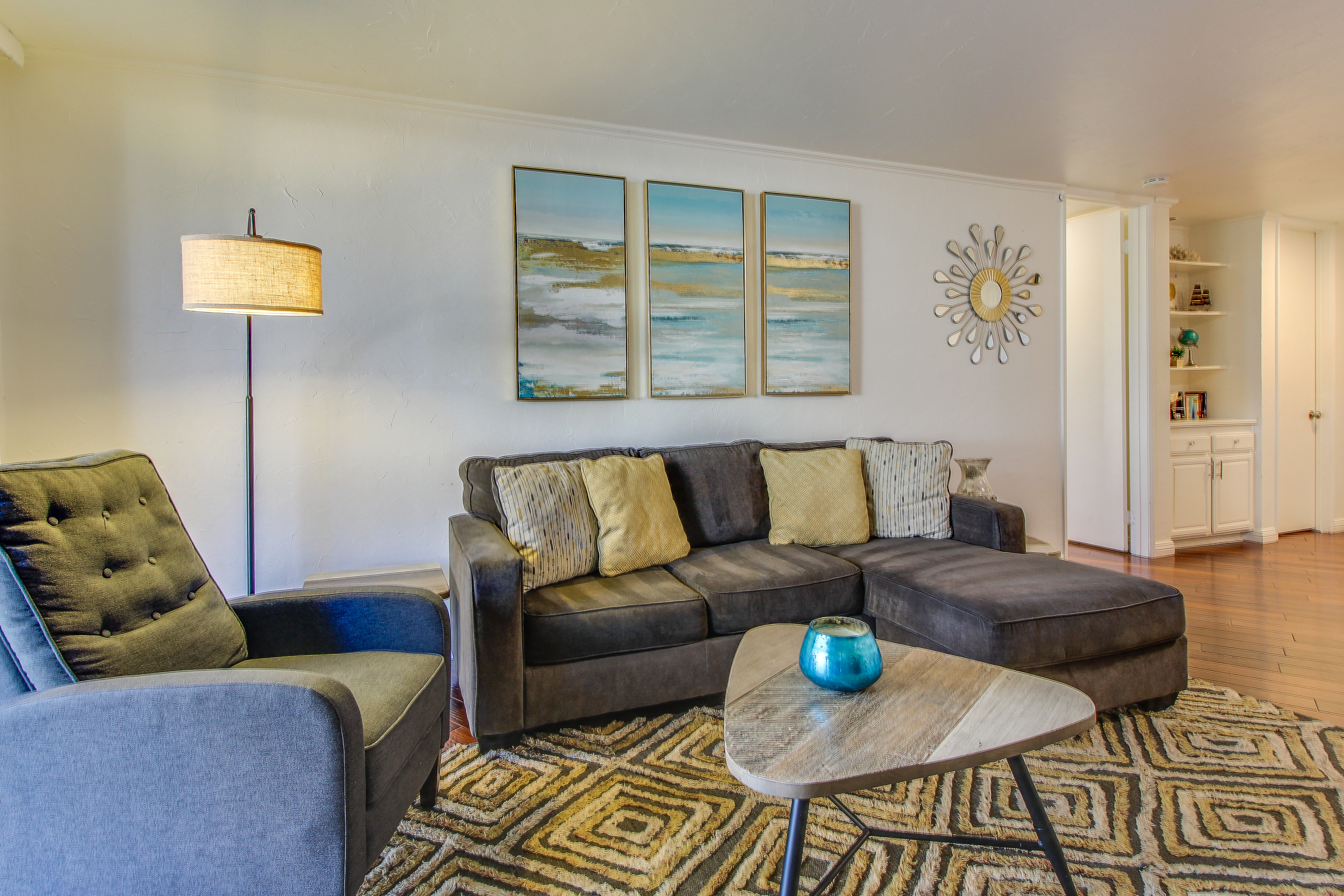 San Diego Beach Communities North Condo 976350