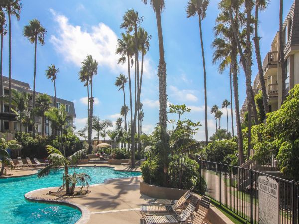 San Diego Beach Communities North Condo 976350