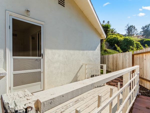 San Diego Beach Communities North Home 976351