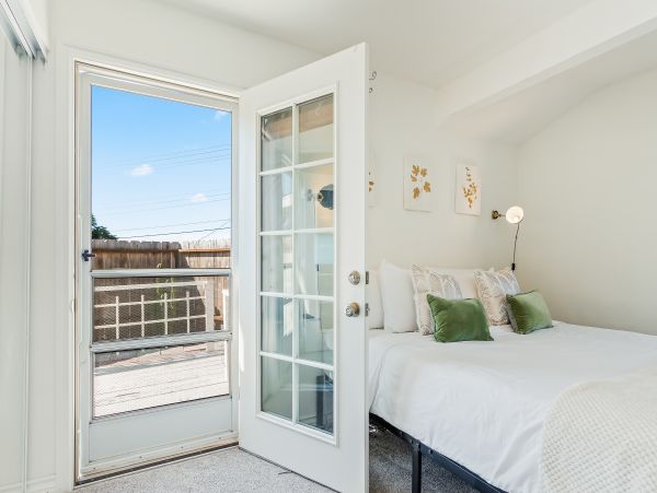 San Diego Beach Communities North Home 976351