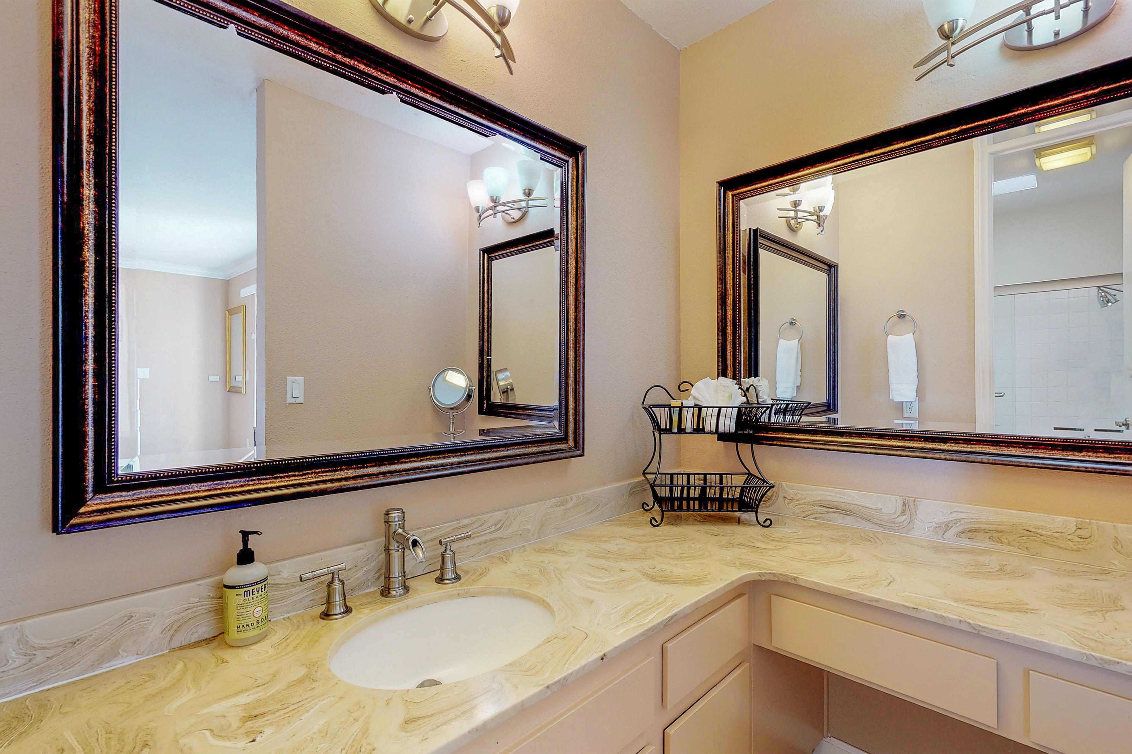 San Diego Beach Communities North Condo 976353