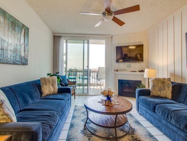 San Diego Beach Communities North Condo 976355