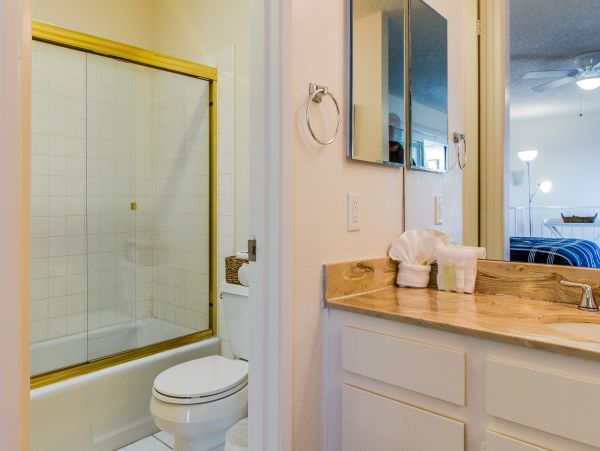 San Diego Beach Communities North Condo 976355