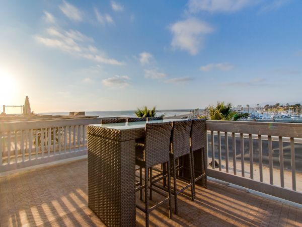 San Diego Beach Communities North Condo 976355