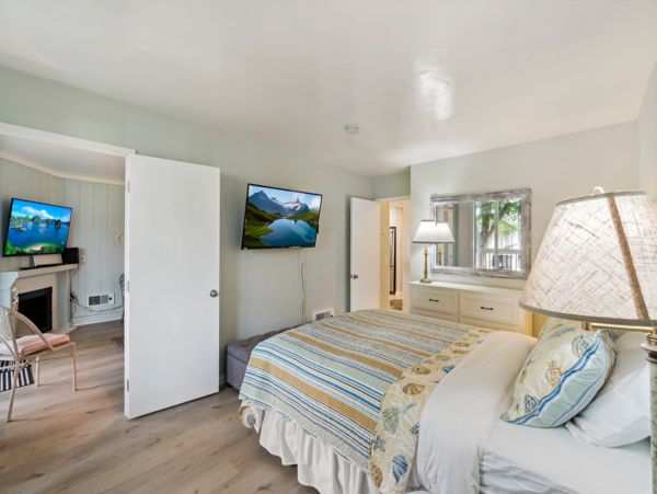 San Diego Beach Communities North Condo 976356