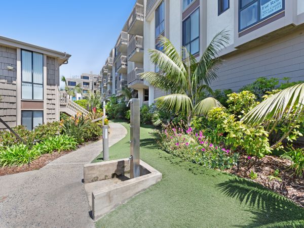 San Diego Beach Communities North Condo 976357