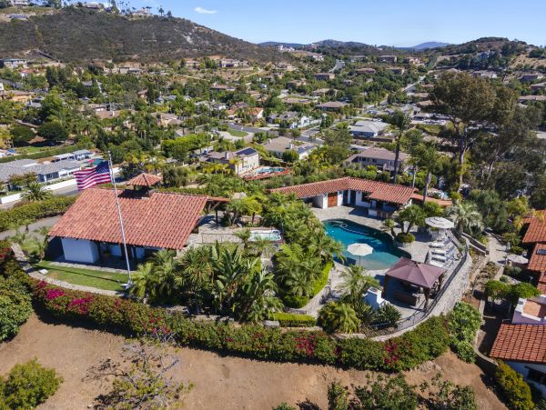 San Diego Beach Communities North Home 976359