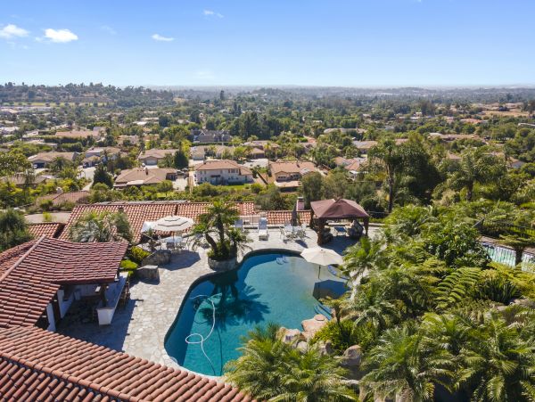 San Diego Beach Communities North Home 976359