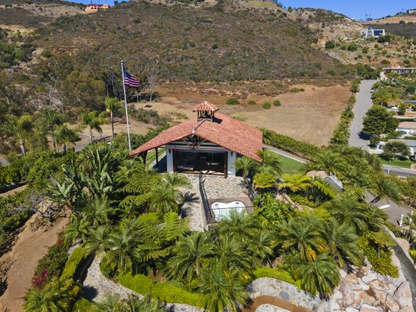 San Diego Beach Communities North Home 976359