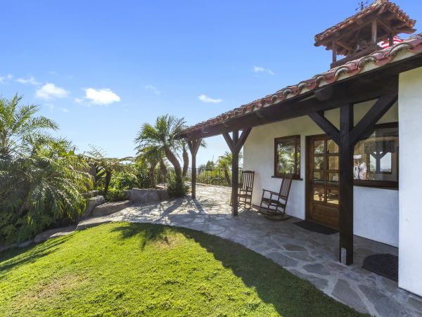 San Diego Beach Communities North Home 976359