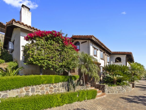 San Diego Beach Communities North Home 976359