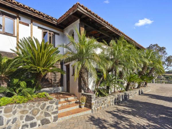 San Diego Beach Communities North Home 976359