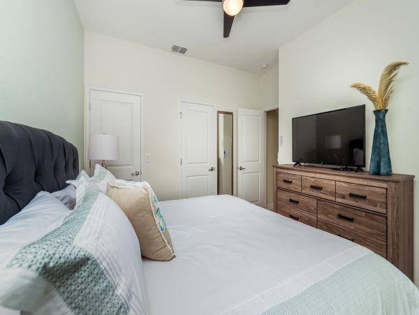 Orlando Vacation Rental Close to Parks Luxury Interior