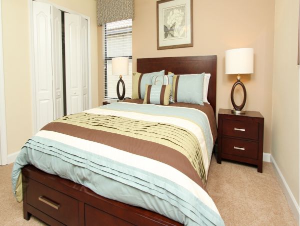 Stunning Five Bedroom Rental with Private Pool & Hot Tub
