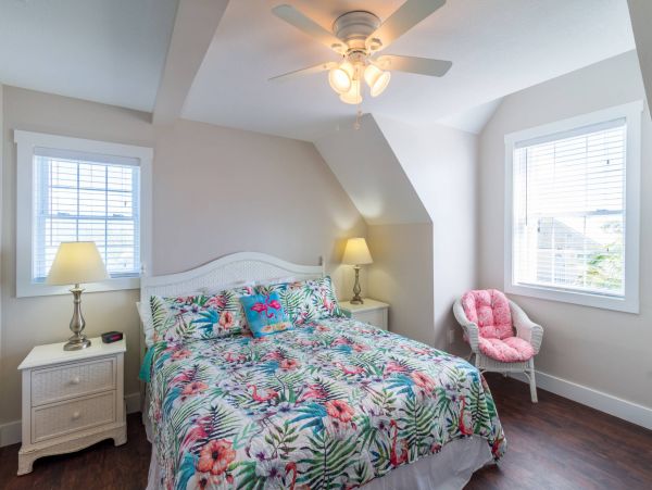 Marathon Vacation Rental on the Ocean with Pool