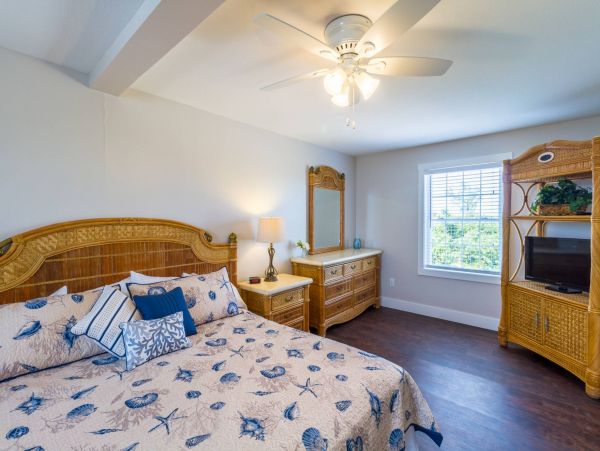 Marathon Vacation Rental on the Ocean with Pool