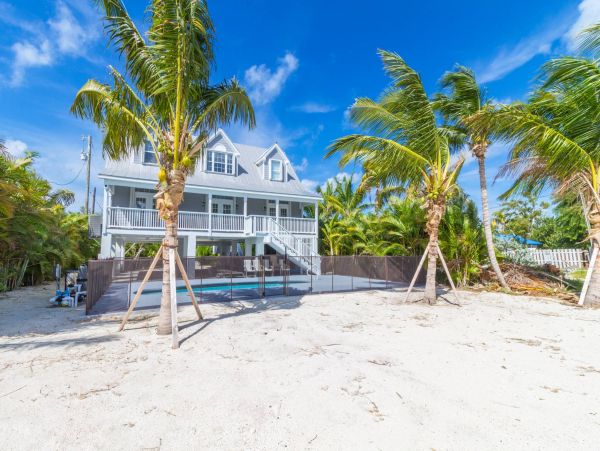 Marathon Vacation Rental on the Ocean with Pool