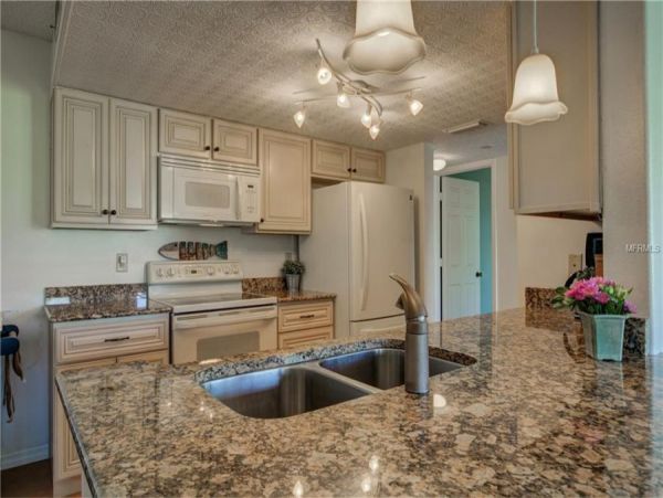 Beautiful Views Two Bedroom Bradenton Vacation Condo