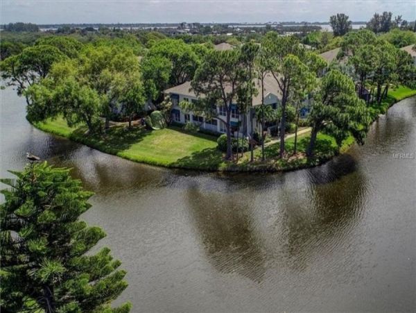 Beautiful Views Two Bedroom Bradenton Vacation Condo