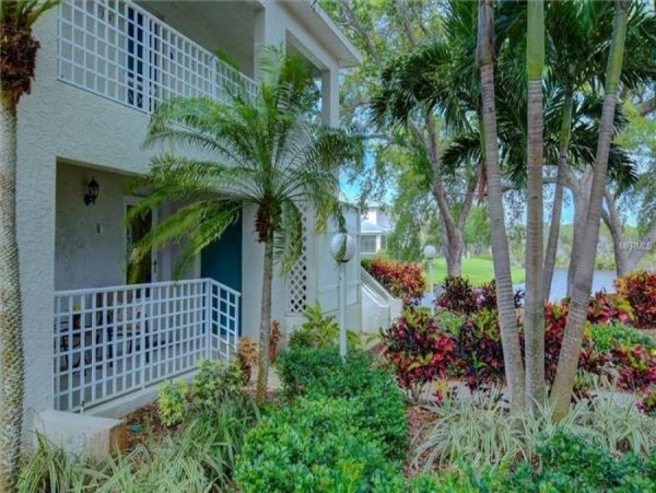 Beautiful Views Two Bedroom Bradenton Vacation Condo