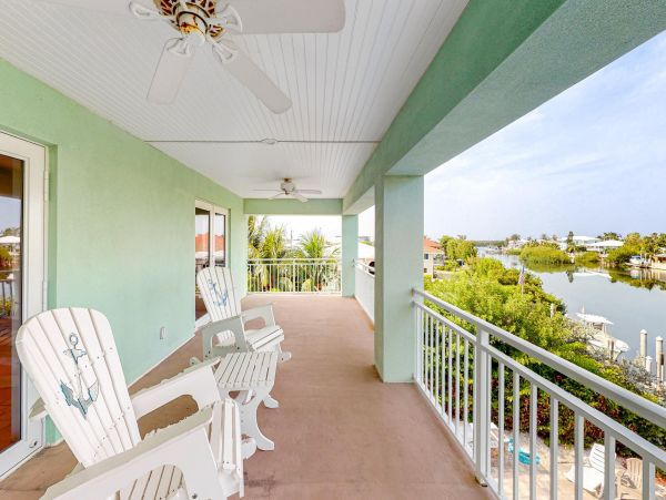 Marathon Luxury Vacation Rental Sleeps 10 Guests