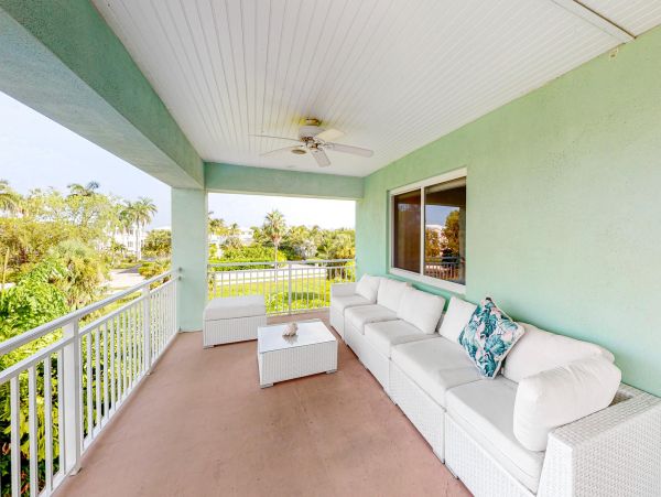 Marathon Luxury Vacation Rental Sleeps 10 Guests