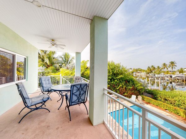 Marathon Luxury Vacation Rental Sleeps 10 Guests