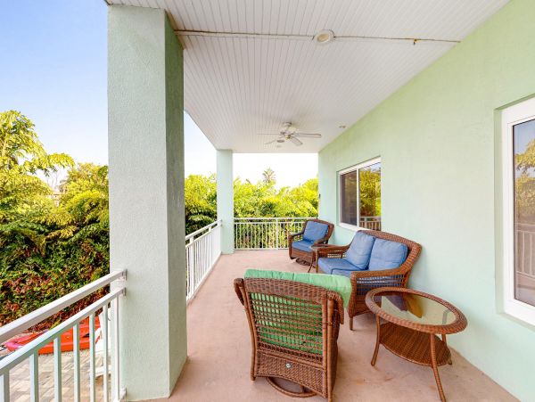 Marathon Luxury Vacation Rental Sleeps 10 Guests