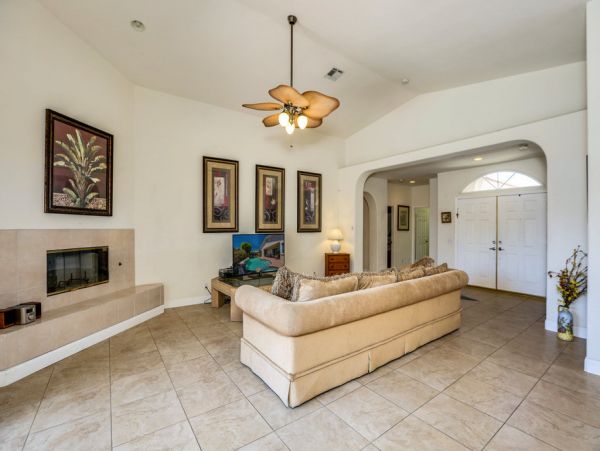 La Quinta Home 976664